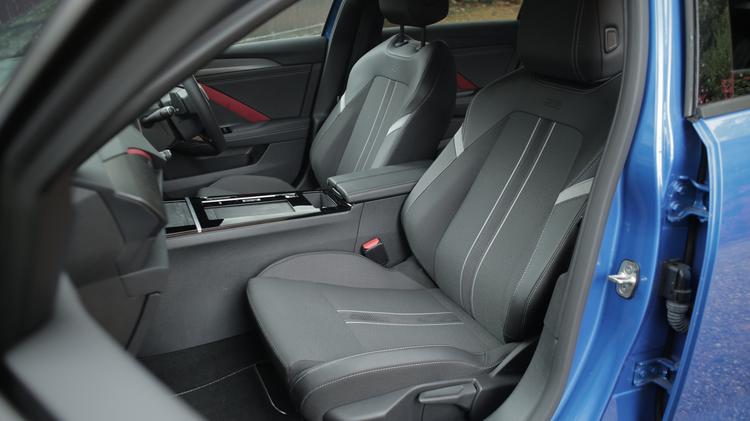 Vauxhall ASTRA SPORTS TOURER 1.2 Turbo 130 GS 5dr Auto
